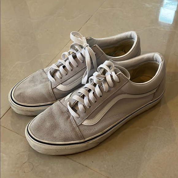 Vans Shoes - Vans Women’s Gray Sneakers